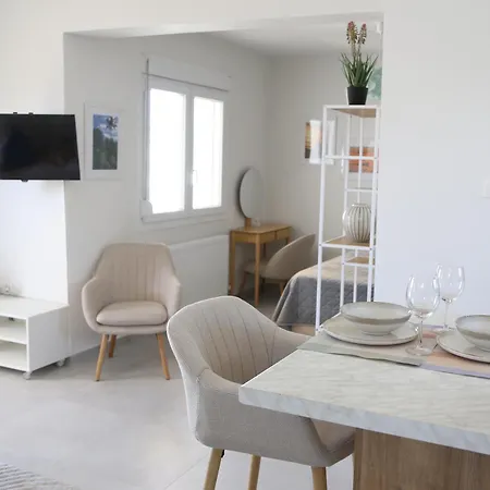 Milla Terrace Apartment Volos