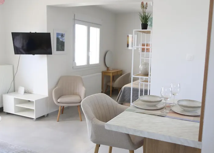 Milla Terrace Apartment Volos