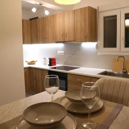 Milla Terrace *